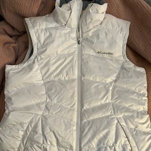 XL Columbia Puffer Vest